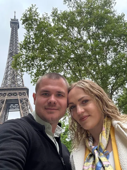 Selfi ispod Ajfelove kule